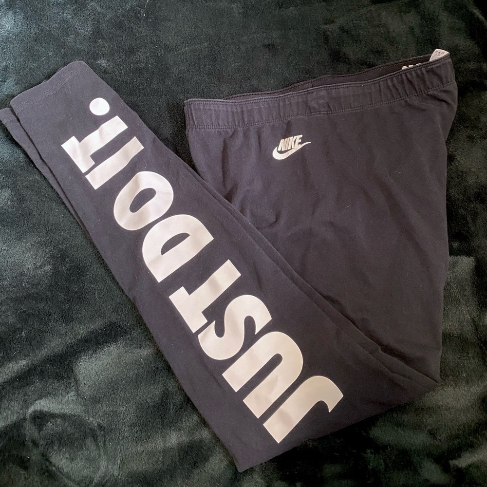 Black Nike Leggings